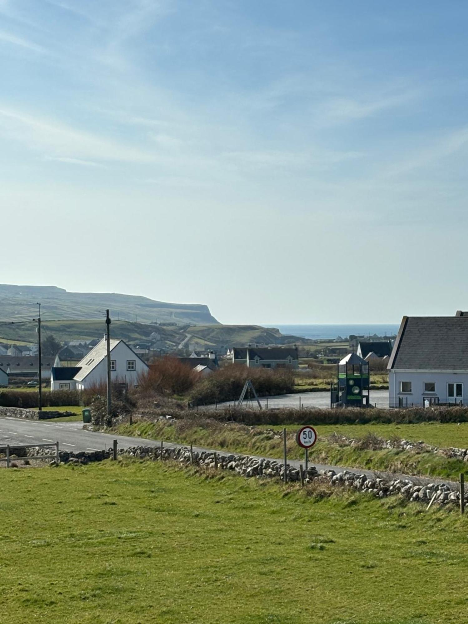Doolin Village Accomodation Exterior foto