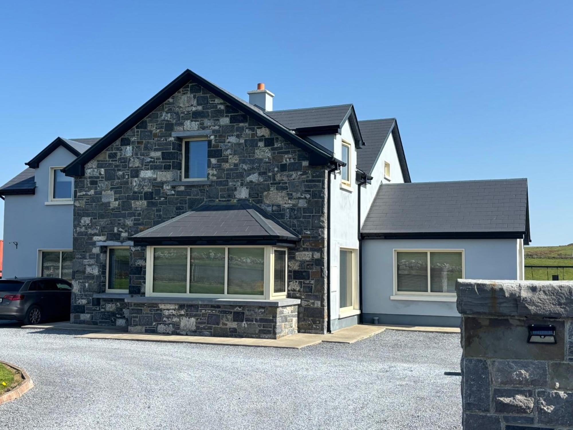 Doolin Village Accomodation Exterior foto